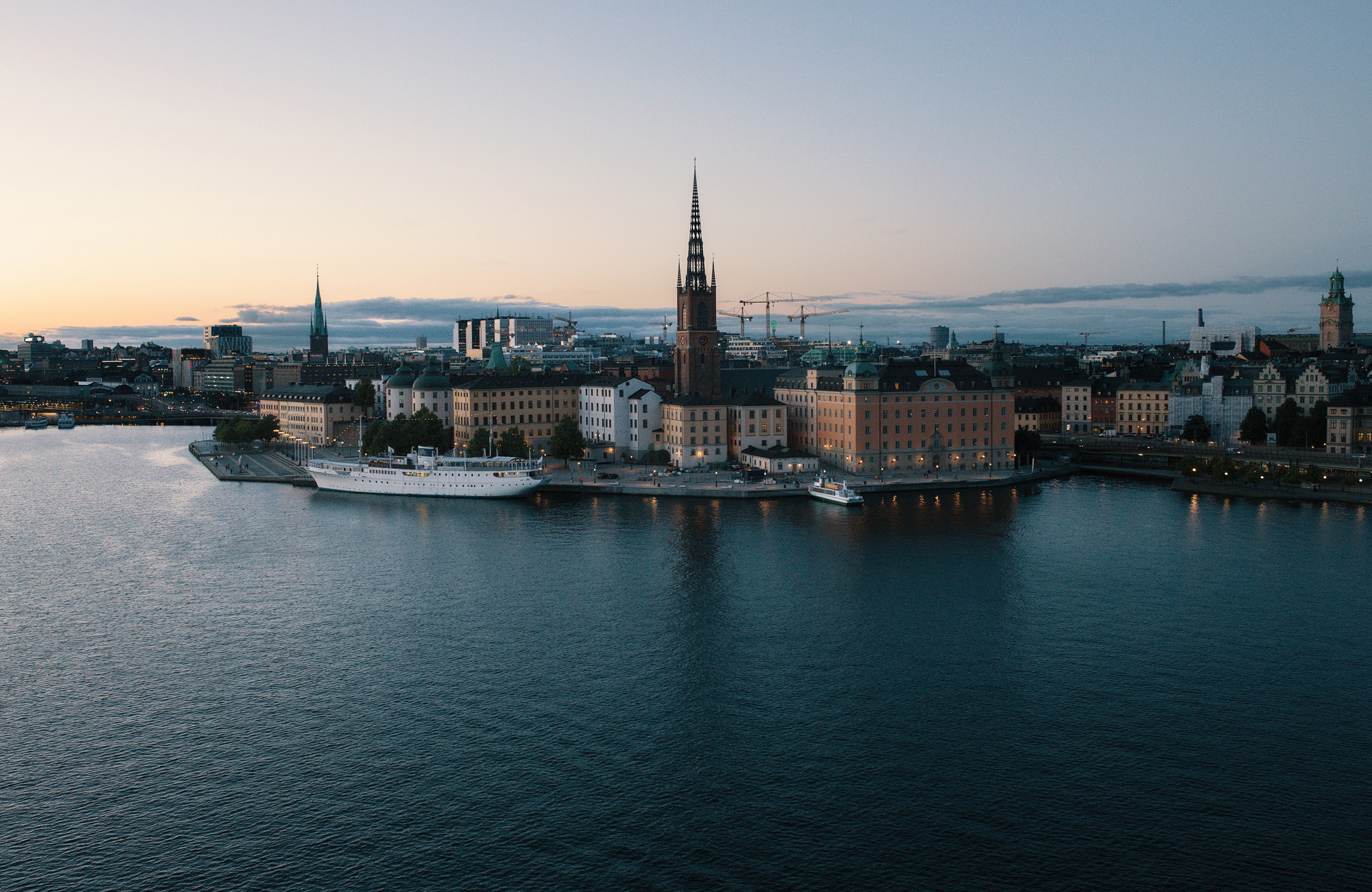 Axactor expands existing relationship with Komplett Bank in Norway